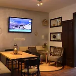Dahoam By Sarina - Rooms & Suites